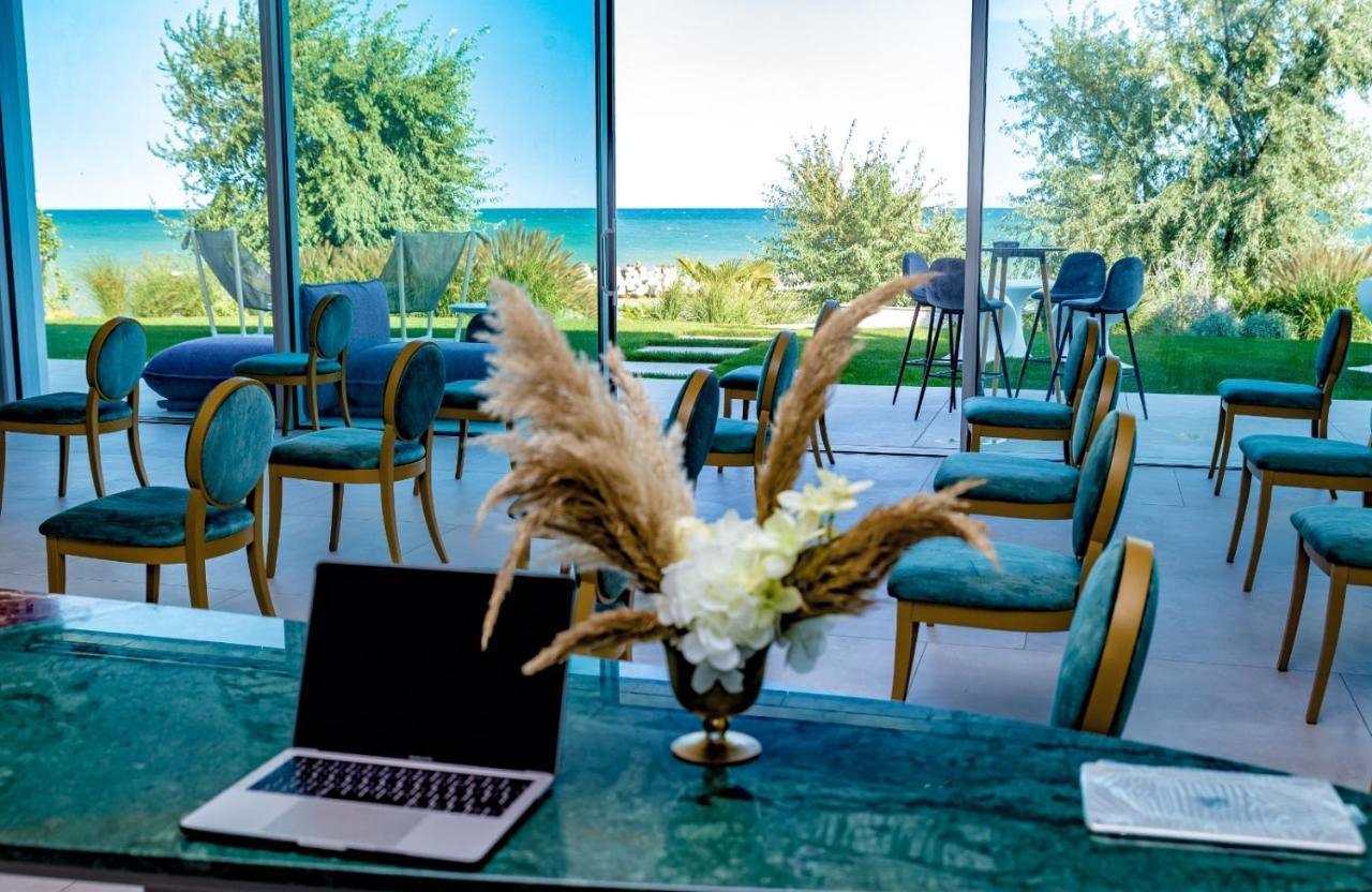 Aparthotel Novum By The Sea Olimp Exterior foto